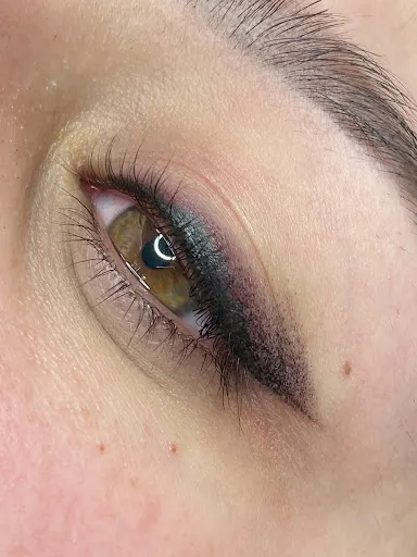 "Retusz Natury-makijaż permanentny "